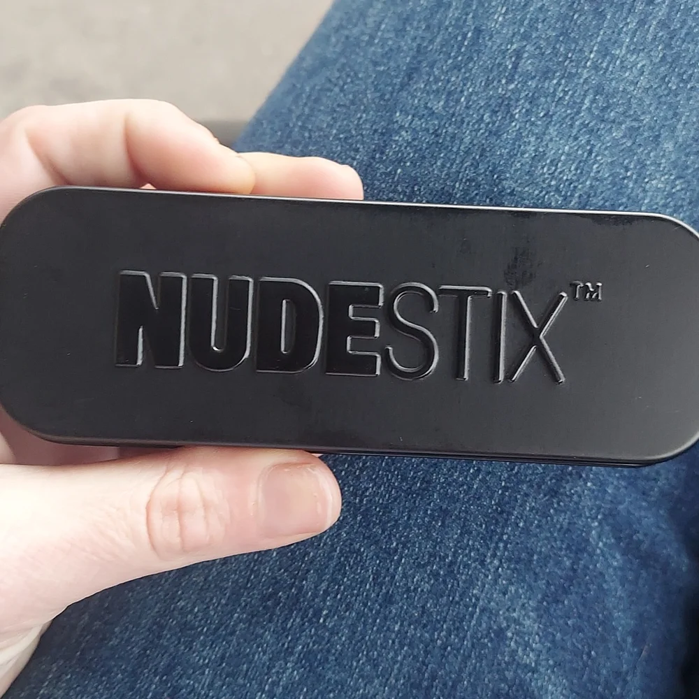 🦇🐈‍⬛Nudestix Lash Lengthening Mascara Full Size